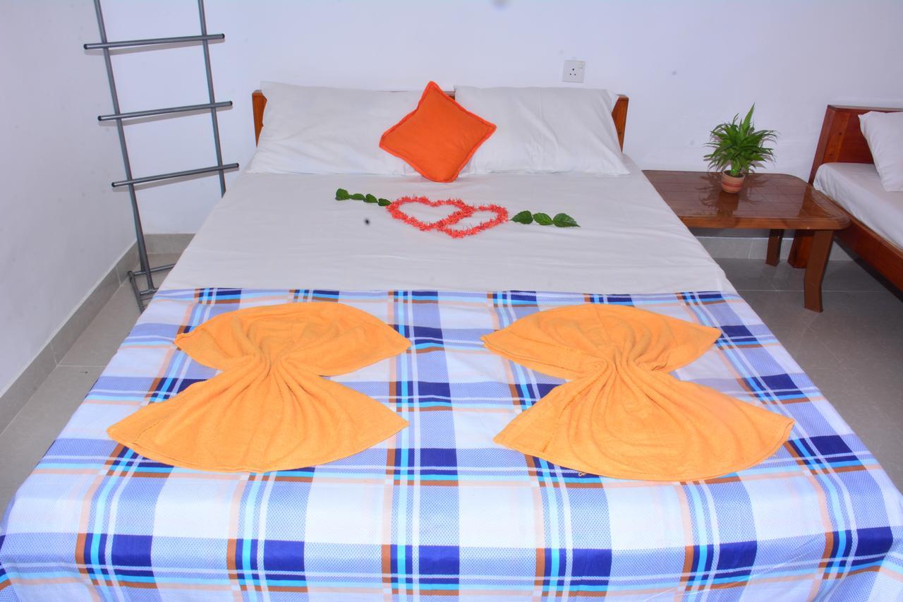 Pleasant Park Holiday Inn Trincomalee Eksteriør billede