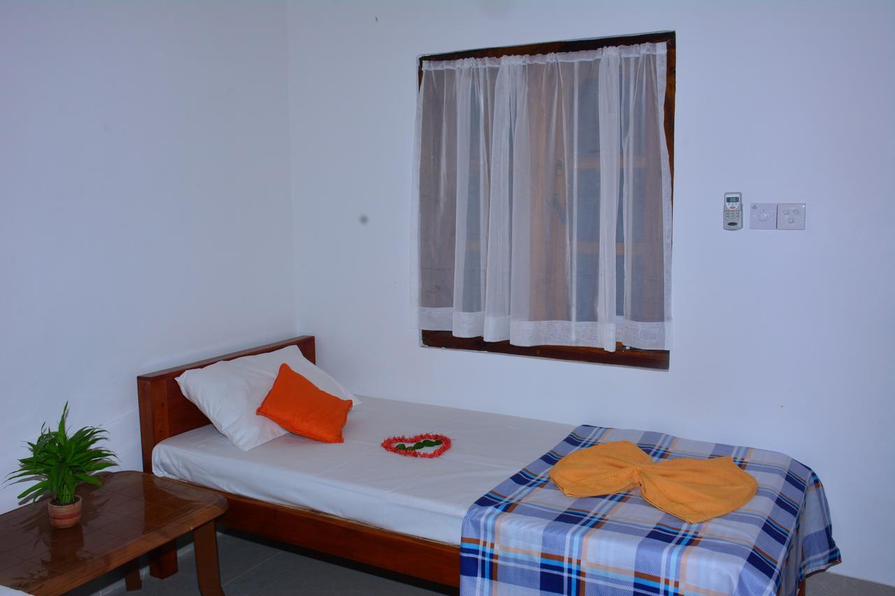 Pleasant Park Holiday Inn Trincomalee Eksteriør billede